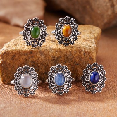S925 Sterling Silver Vintage Ring for Women with Palace-style Openwork Floral Pattern S925 Sterling Silver Vintage Ring for Women with Palace-style Openwork Floral Pattern
